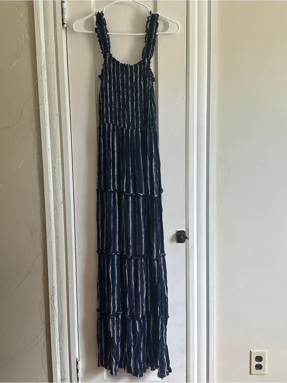 Forever 21 Sleeveless Navy and White Striped Maxi Dress